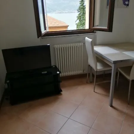 Regina Lake Como Apartman *
