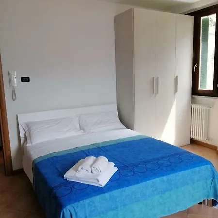 Regina Lake Como Appartement *